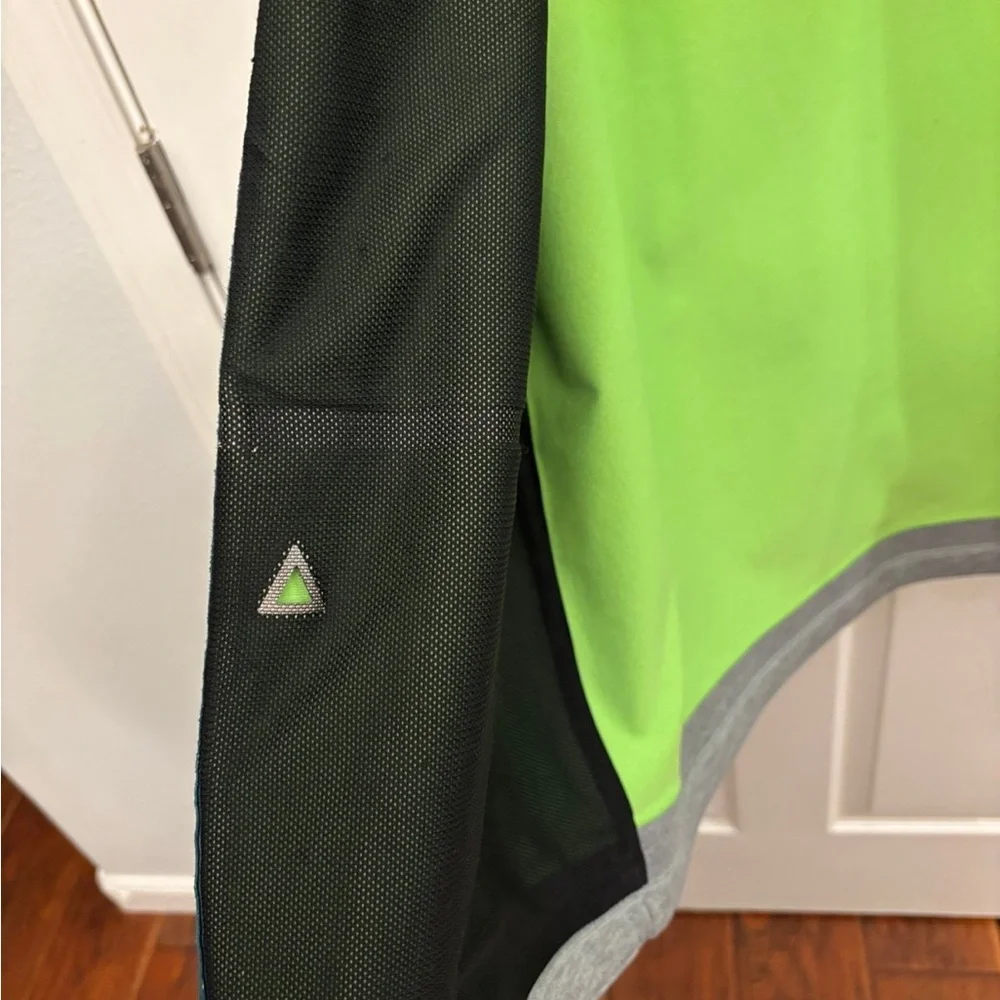 North Face Hiking Outdoor Hooded Zip-up Jacket